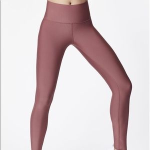 Alo Yoga high waist airlift leggings earth medium
